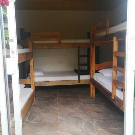Hostal Hilltop Zapzurro Ngoại thất bức ảnh
